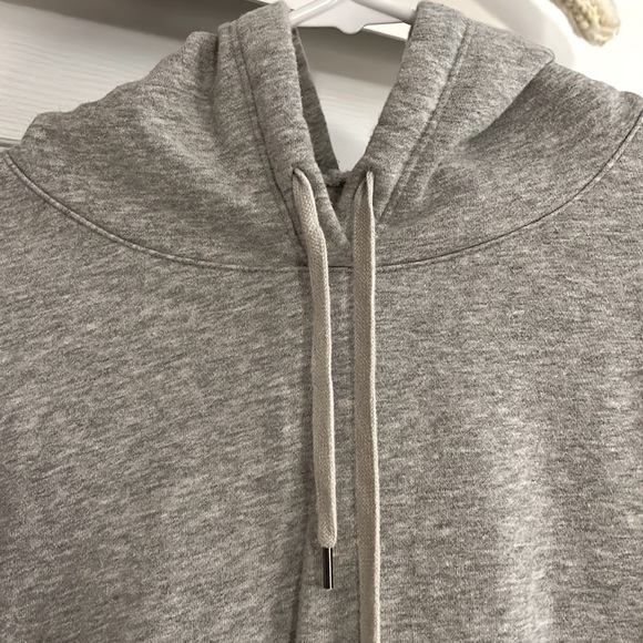 Aero | NWOT Cropped Drawstring Hoodie - Picture 5 of 13